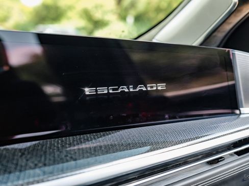 Used 2025 Cadillac Escalade V image 59