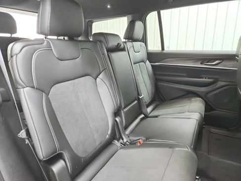 New 2026 Jeep Grand Cherokee L 4WD image 47