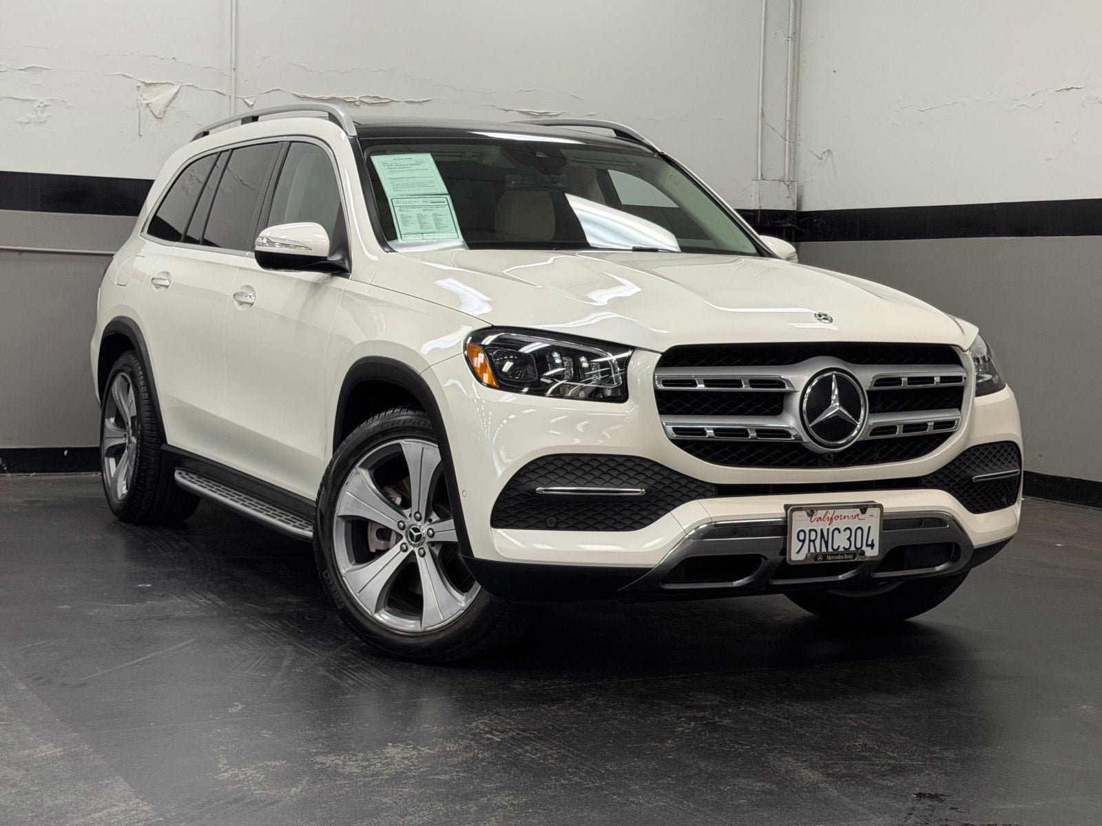 Used 2021 Mercedes-Benz GLS 450 4MATIC image 2