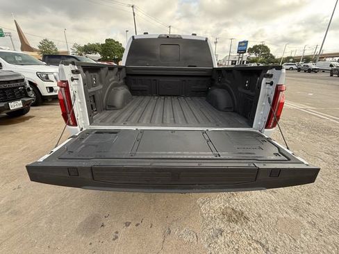 Used 2025 Ford F150 Raptor AWD/4WD image 37