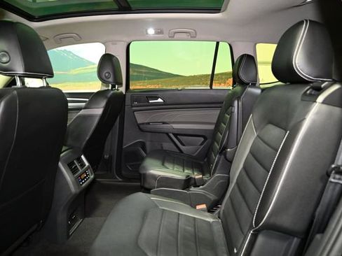 Used 2022 Volkswagen Atlas SEL Premium image 55