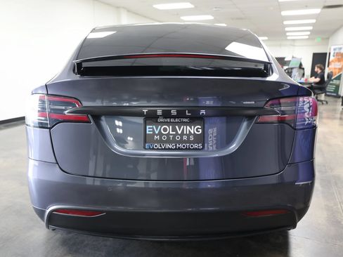 Used 2018 Tesla Model X 100D AWD/4WD image 9