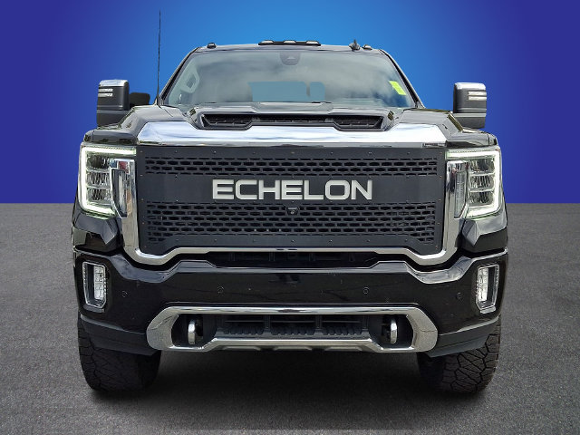Used 2022 GMC Sierra 2500 Denali w/ Denali Black Diamond Edition AWD/4WD image 2