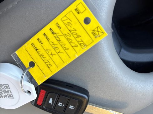 Used 2019 Honda HR-V LX image 16