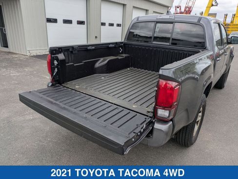 Used 2021 Toyota Tacoma SR image 31
