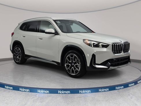 New 2026 BMW X1 xDrive28i w/ Convenience Package AWD/4WD image 3