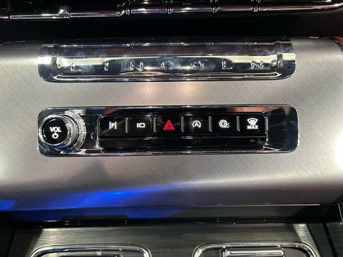 New 2026 Lincoln Aviator Reserve AWD/4WD image 22