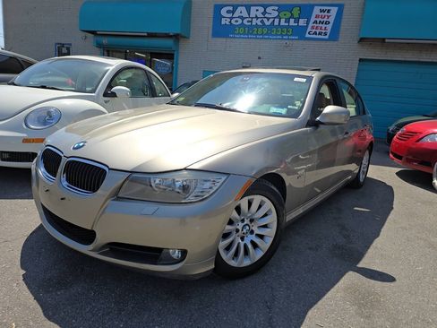 Used 2009 BMW 328i xDrive Sedan AWD/4WD image 3