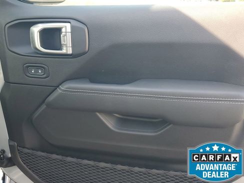 Used 2023 Jeep Gladiator Rubicon w/ LED Lighting Group image 46