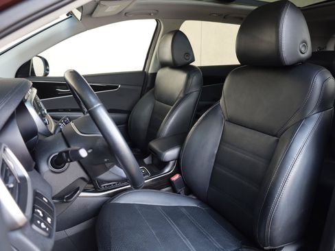 Used 2019 Kia Sorento EX AWD/4WD image 15