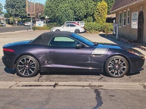 Used 2016 Jaguar F-TYPE S image 10