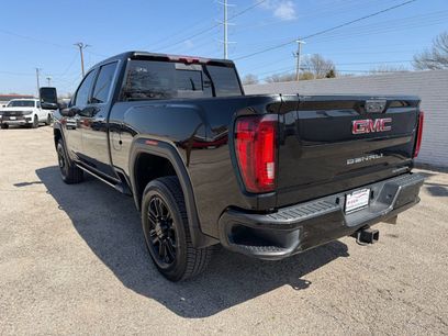 Used 2022 GMC Sierra 2500 Denali w/ Denali Black Diamond Edition