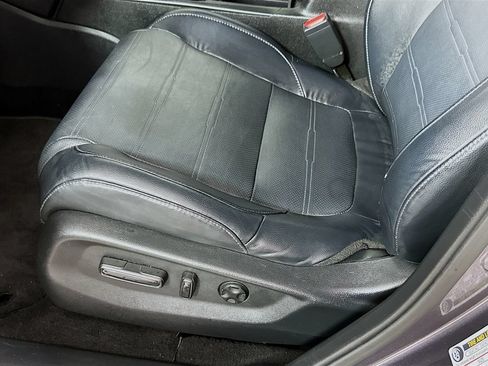 Certified 2019 Honda CR-V EX-L image 9