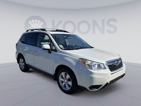 Used 2014 Subaru Forester 2.5i Premium w/ Protection Package #1 AWD/4WD image 10