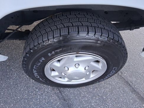 Used 2014 Ford E-150 and Econoline 150 w/ Power Group image 21