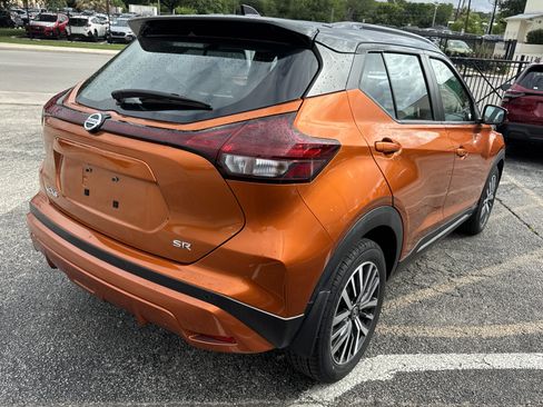 Used 2021 Nissan Kicks SR FWD image 6