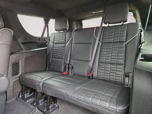 Used 2023 Cadillac Escalade ESV V w/ LPO, Floor Liner Package AWD/4WD image 16