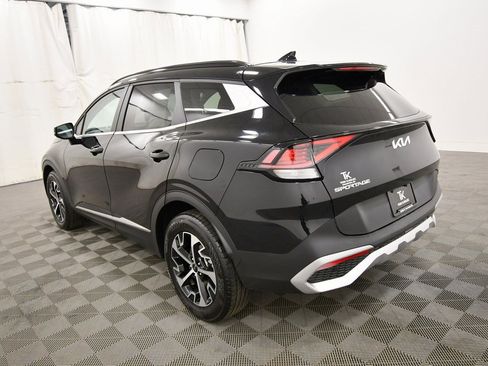 Certified 2025 Kia Sportage EX w/ Premium Package image 5