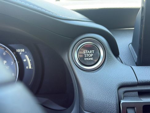 Used 2025 Lexus IS 350 F Sport RWD image 19