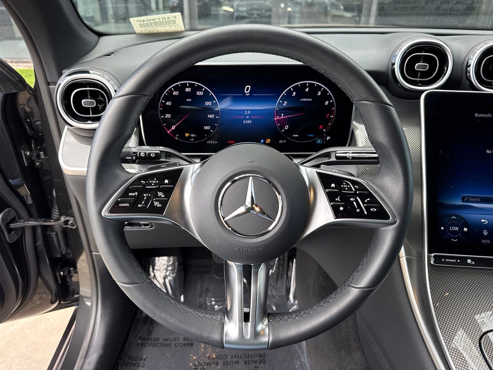 Used 2026 Mercedes-Benz GLC 300 image 32