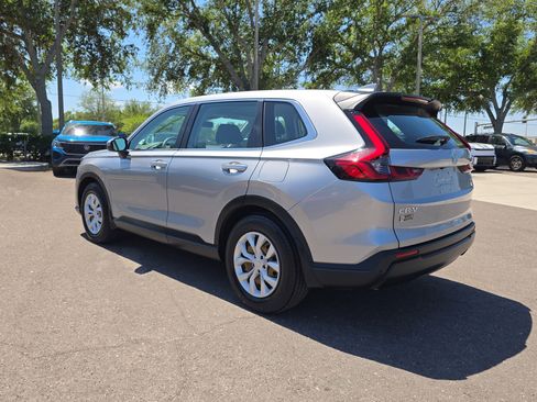 Used 2023 Honda CR-V LX image 6