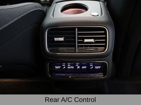 Used 2026 Mercedes-Benz Maybach GLS 600 4MATIC image 42