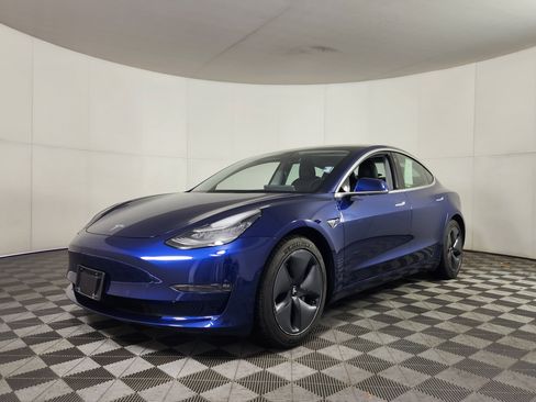 Used 2020 Tesla Model 3 Long Range image 3