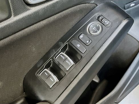 Used 2025 Honda Civic Sport image 17