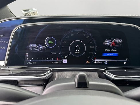 Used 2024 Cadillac Escalade ESV Sport w/ LPO, ONYX Package image 29