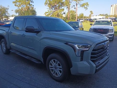 Used 2026 Toyota Tundra SR5 w/ SR5 Premium Package RWD image 11