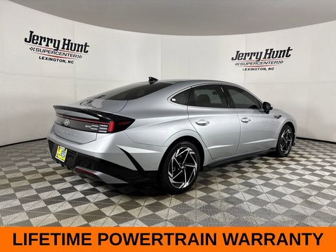 Used 2026 Hyundai Sonata SEL FWD image 6
