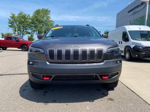 Used 2020 Jeep Cherokee Trailhawk w/ Cold Weather Group AWD/4WD image 2