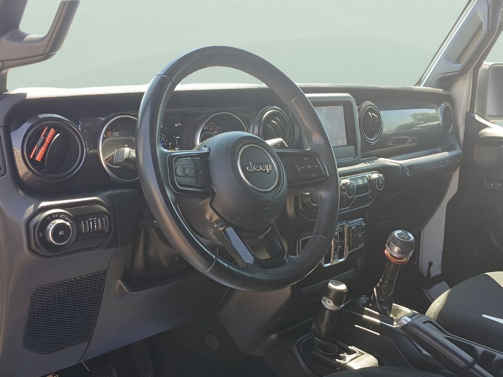 Used 2021 Jeep Wrangler Unlimited Sport AWD/4WD image 14