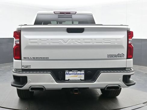 Used 2019 Chevrolet Silverado 1500 High Country w/ High Country Premium Package AWD/4WD image 13