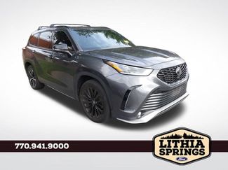 Used 2022 Toyota Highlander XSE AWD/4WD video 1