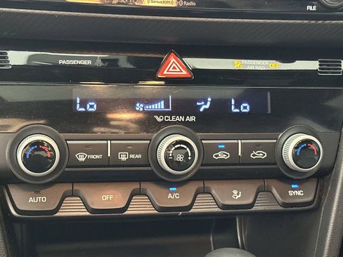 Used 2020 Hyundai Elantra Sport w/ Premium Package 02 FWD image 19