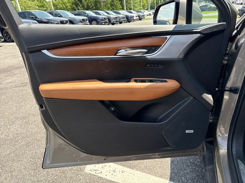 Used 2023 Cadillac XT5 Premium Luxury AWD/4WD image 21