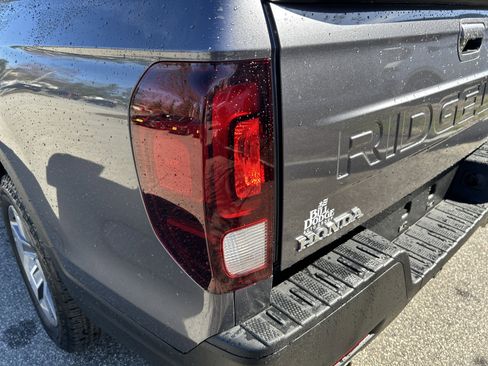 Used 2025 Honda Ridgeline RTL image 10
