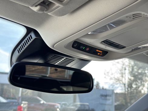 Used 2025 Buick Envision Preferred image 27