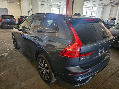 Certified 2024 Volvo XC60 B5 Plus w/ Climate Package AWD/4WD image 2
