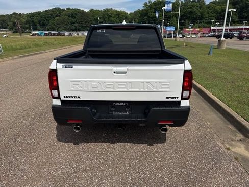 New 2026 Honda Ridgeline Sport image 6