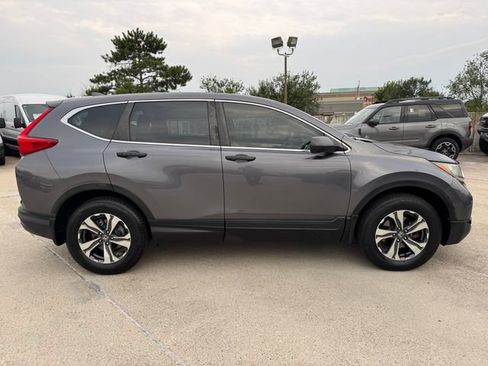 Used 2017 Honda CR-V LX image 4