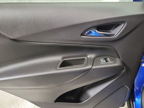 Certified 2019 Chevrolet Equinox LT w/ Sun & Navigation Package image 19