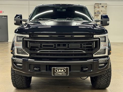 Used 2022 Ford F250 Lariat w/ Tremor Off-Road Package AWD/4WD image 2