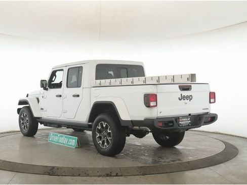 New 2026 Jeep Gladiator Sport image 8