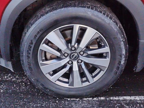 Used 2022 Nissan Pathfinder SL image 8