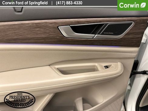 Used 2024 Volkswagen Atlas SEL Premium R-Line image 19