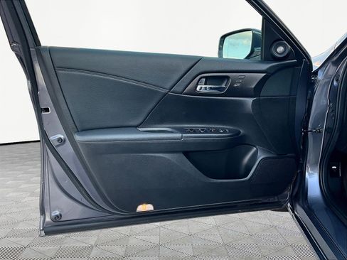 Used 2015 Honda Accord EX-L image 20