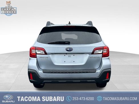Used 2018 Subaru Outback 2.5i Premium image 5
