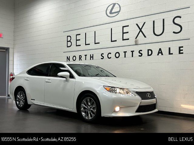 Used 2014 Lexus ES 300h w/ Premium Package w/Bamboo Trim FWD image 1